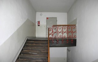 Treppenhaus vorher